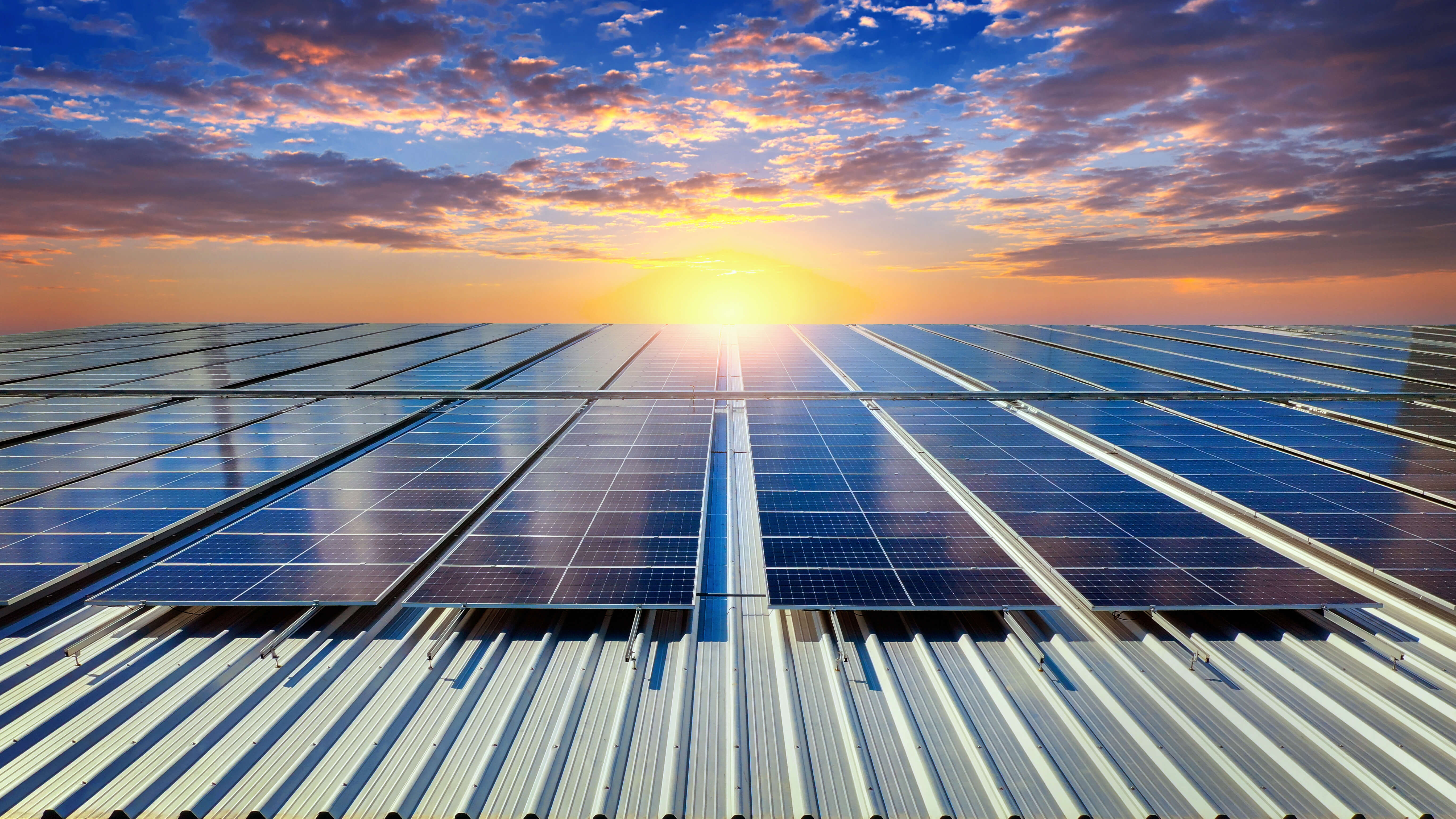 Painéis solares a captar a luz do sol